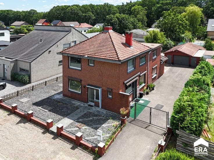 Detached house to renovate with 5 bedrooms