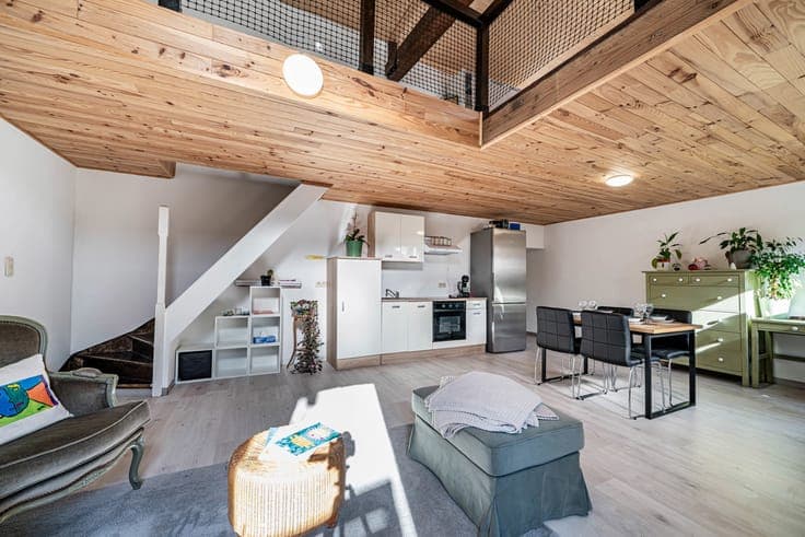 House in Dour