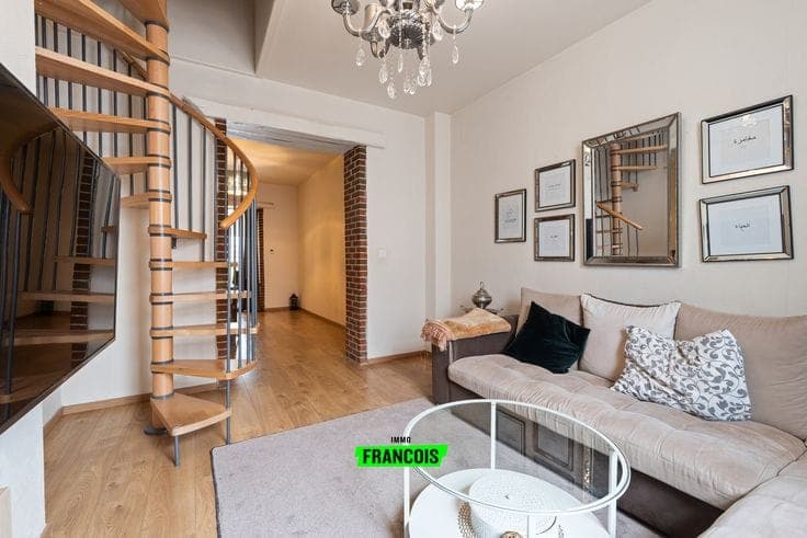 Recently renovated investment property with 3 registered un…