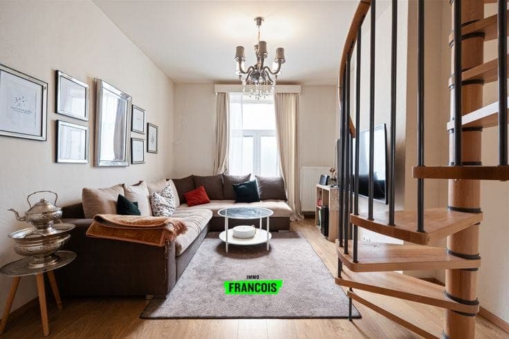 Recently renovated investment property with 3 registered un…