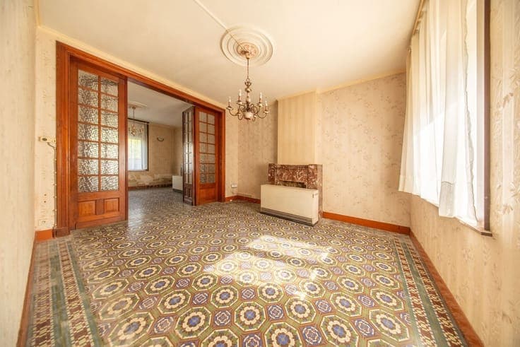 Villa 4 façades avec garage et jardin et annexes - faire off