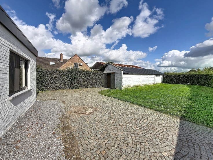 Bungalow