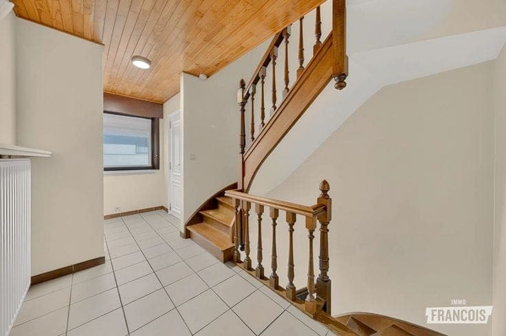 Spacious, energy-efficient 3-bedroom home for sale in Korte…