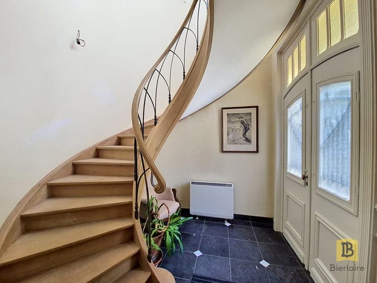 House in Mons