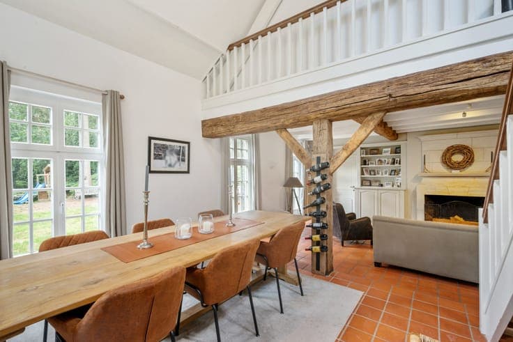 Characterful villa on approximately 3,743 m² in Schilde