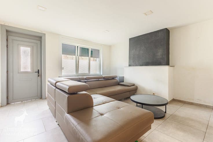 House for Sale in Ciply