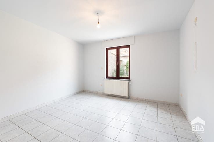 Investment property comprising 3 flats with the potential fo