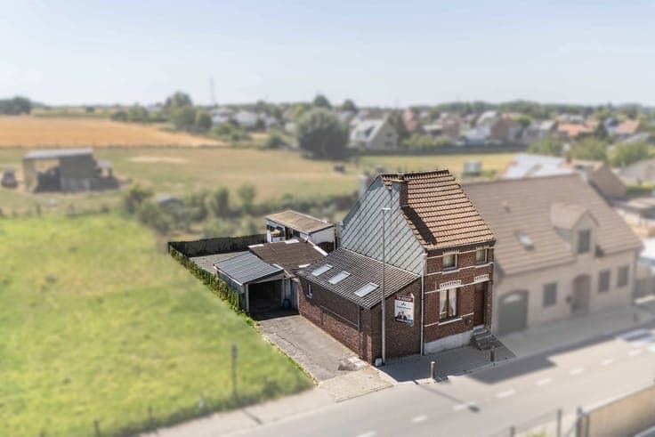 House in Ternat