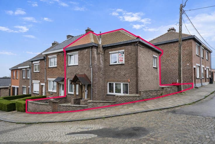 Family 3-facade house with 3 bedrooms in Seraing