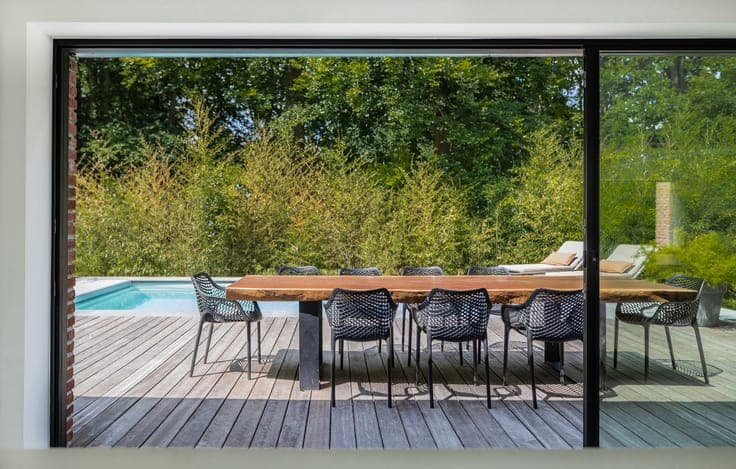 Magnificent villa in the prestigious Bois du Strihoux