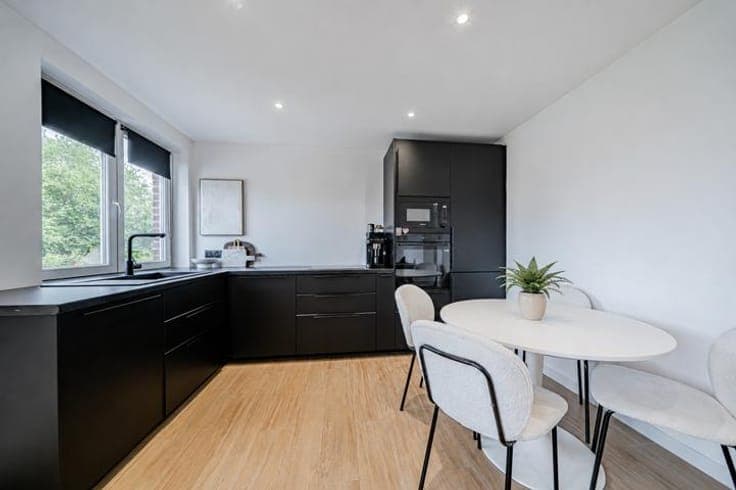 Charmante maison rénovée 2 chambres avec grande terrasse
