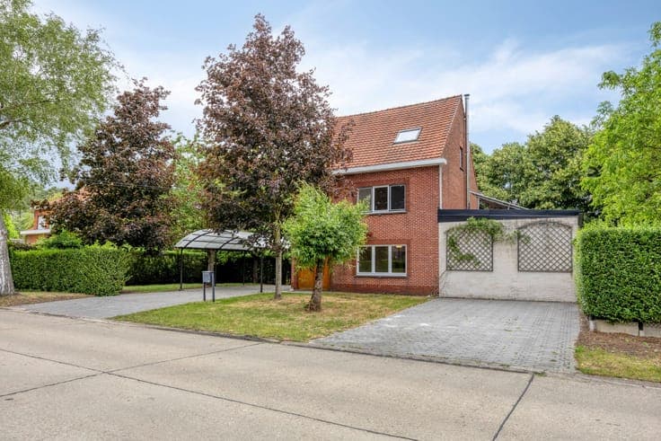 House in Mol