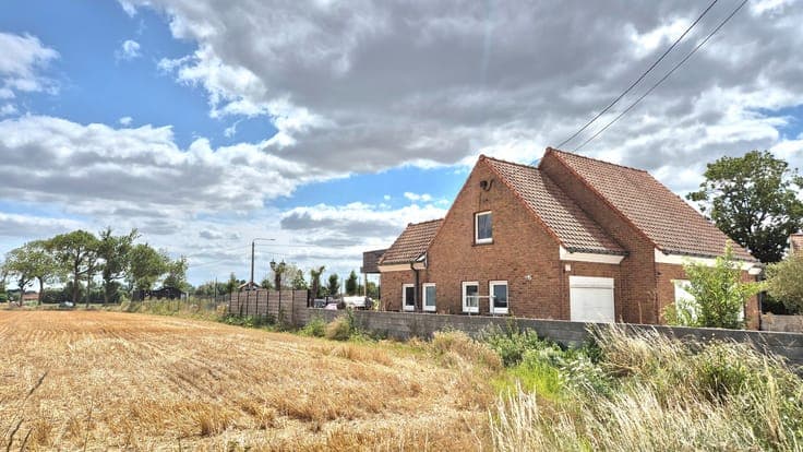 Moderne gezinswoning met 4 slaapkamers, uitzonderlijke le...
