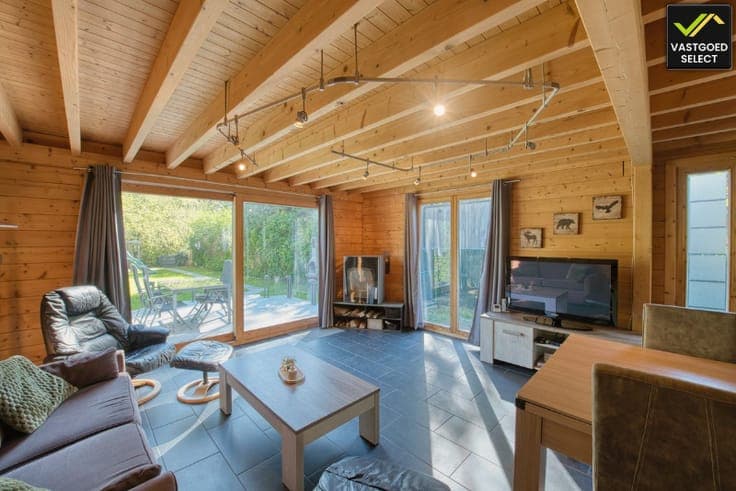 Charmant vakantiehuis met sauna en zonnige tuin in het gr...