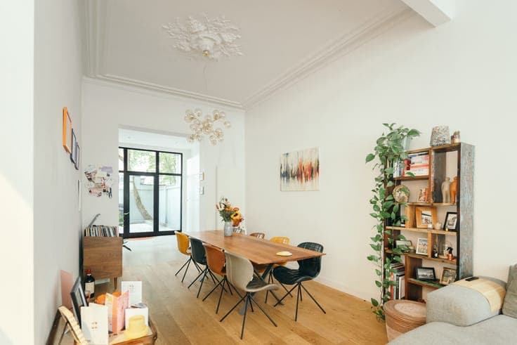 A characterful townhouse with a city garden, right in the he