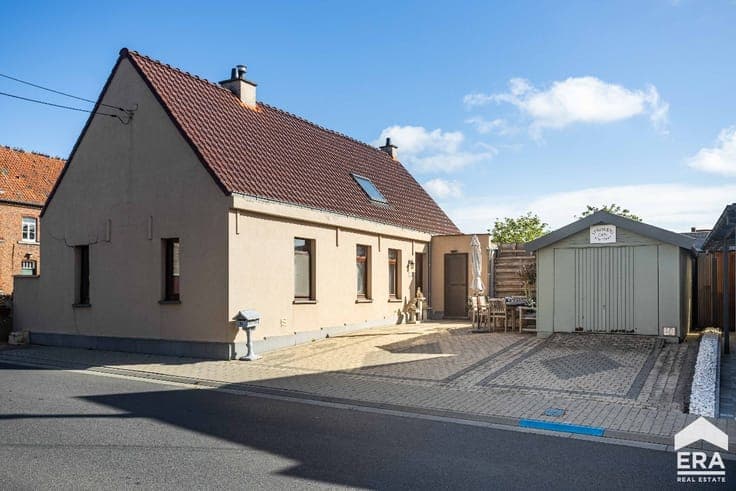 Semi-detached house for sale in Haaltert
