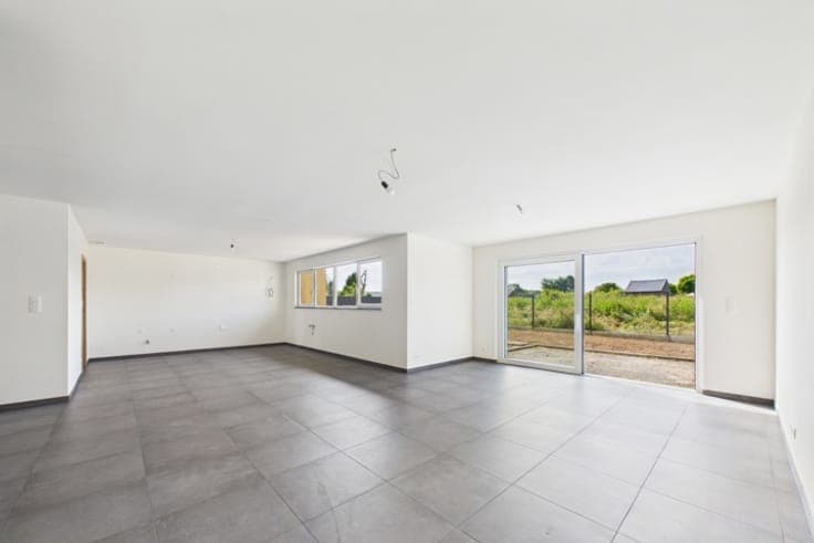 House in Saint-Ghislain Neufmaison