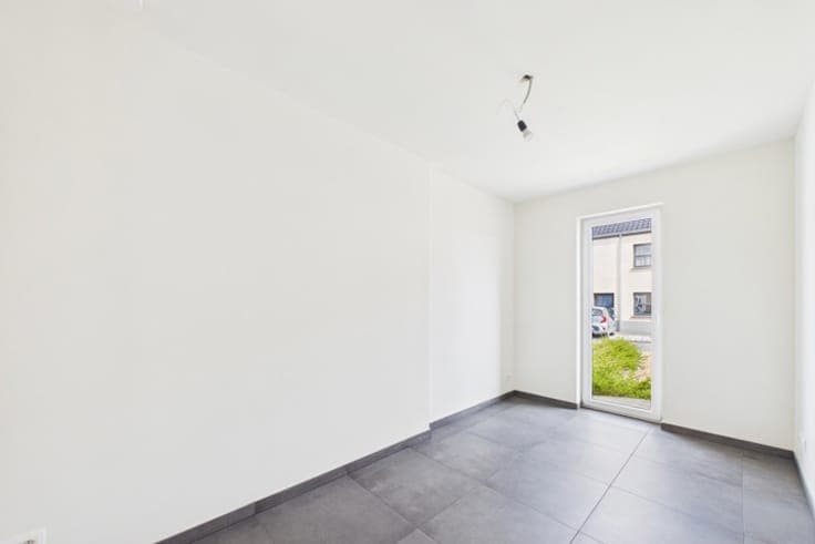 House in Saint-Ghislain Neufmaison