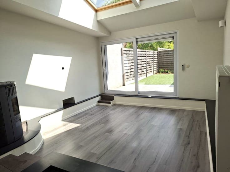 Nice cozy house with 2 bedrooms, garden and garage
