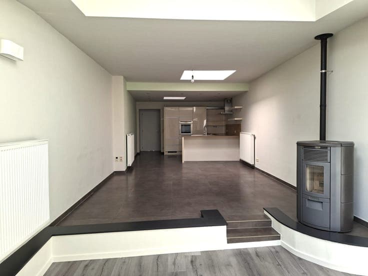 Nice cozy house with 2 bedrooms, garden and garage