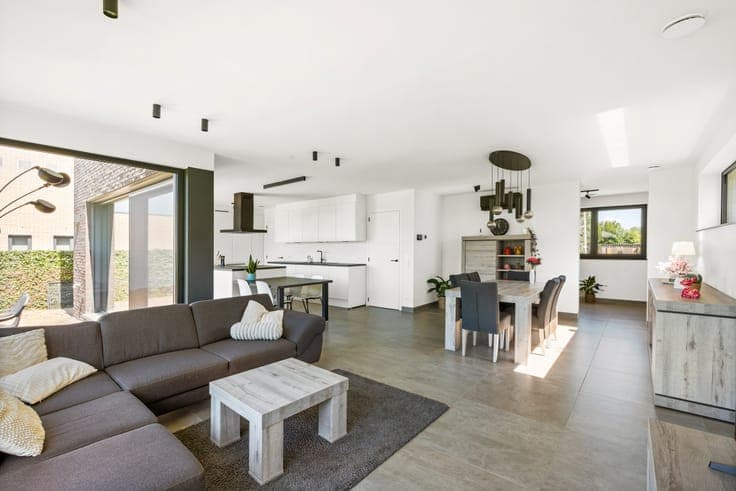 Energy-efficient new build on 1,034 m².