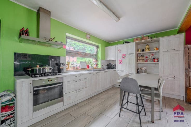 3-bedroom house in Thon