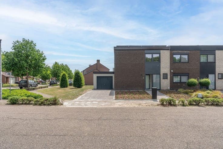 Gerenoveerde woning, 3 slaapkamers, tuin, garage en epc-...