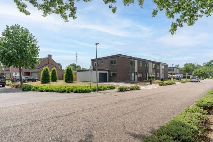 Gerenoveerde woning, 3 slaapkamers, tuin, garage en epc-...