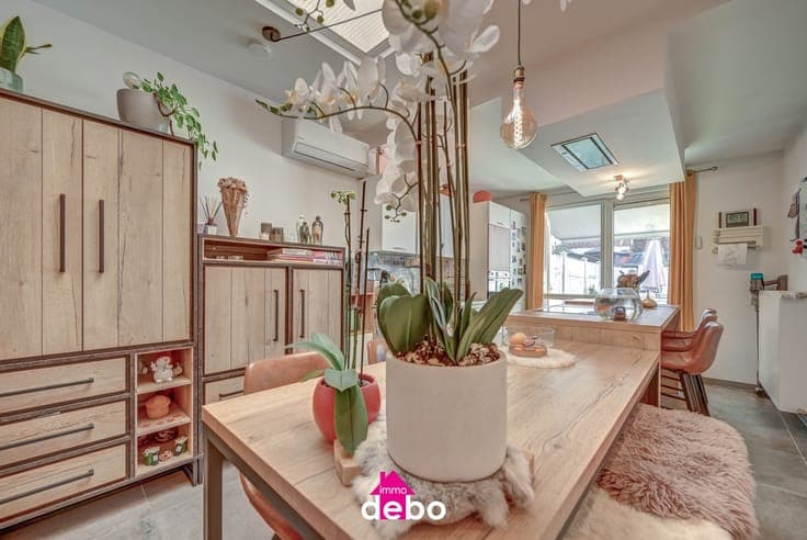 Instapklare stadswoning met tuin én sterke energie-extra’...