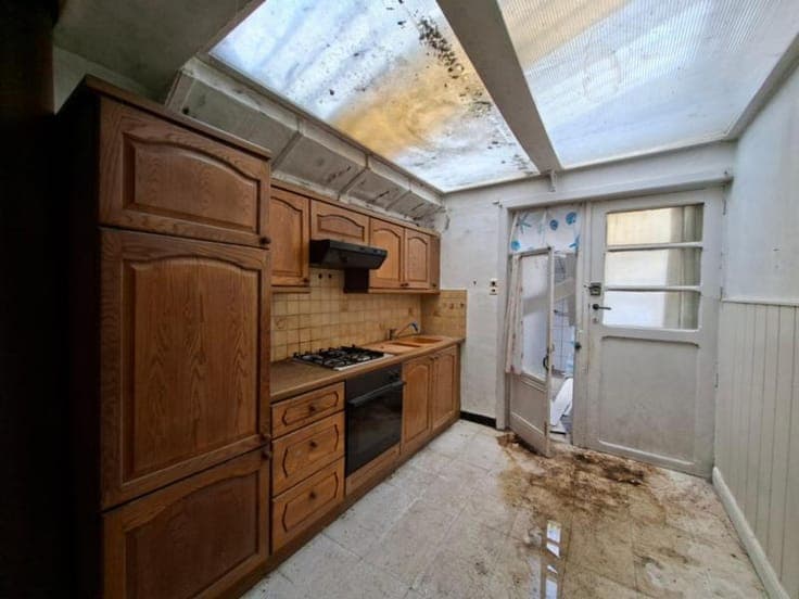 House in Souvret