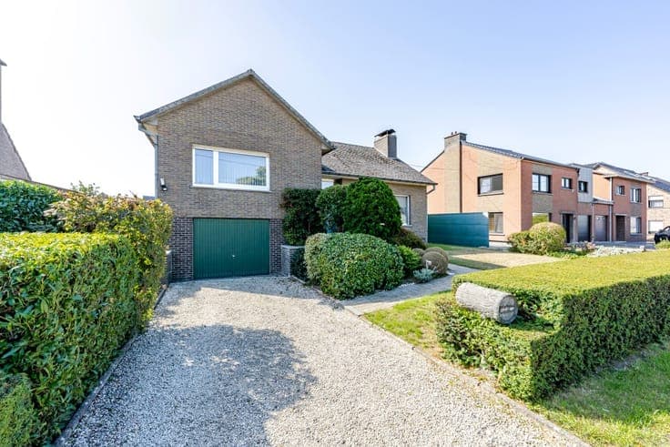 Detached house in a green area in Waregem