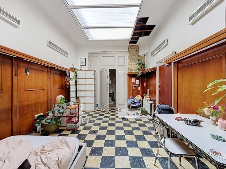 Mixed-Use Investment Property –Outstanding 8% Rental Yield