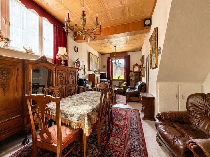 For sale, Perfectly maintained property with garden and g...