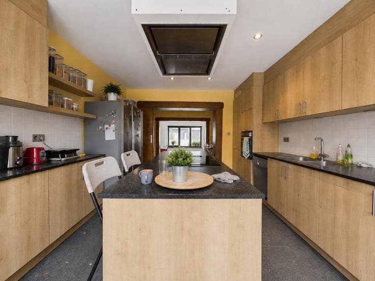 DIELEGHEM – 2-UNIT INVEST. PROPERTY (POSS. 3) WITH ANNEX