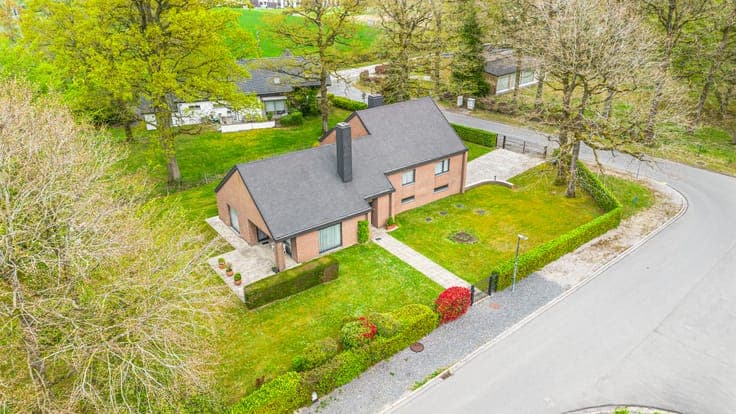 House in Montigny-le-Tilleul