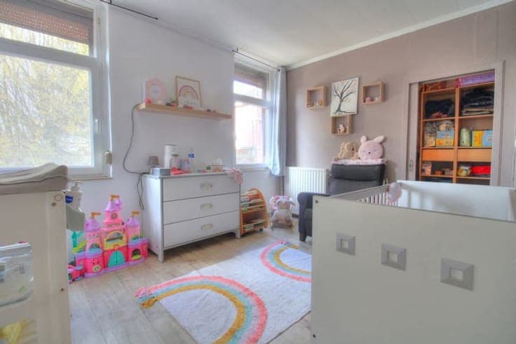 House 156 m²: 4 bedrooms, 2 bathrooms, garden + terraces