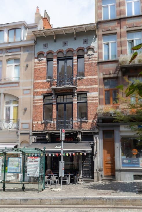Town hall - Mixed-use building