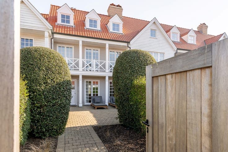 Recently renovated house for sale with beautiful views over