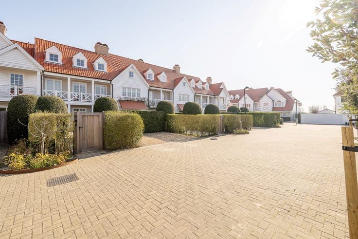 Recently renovated house for sale with beautiful views over