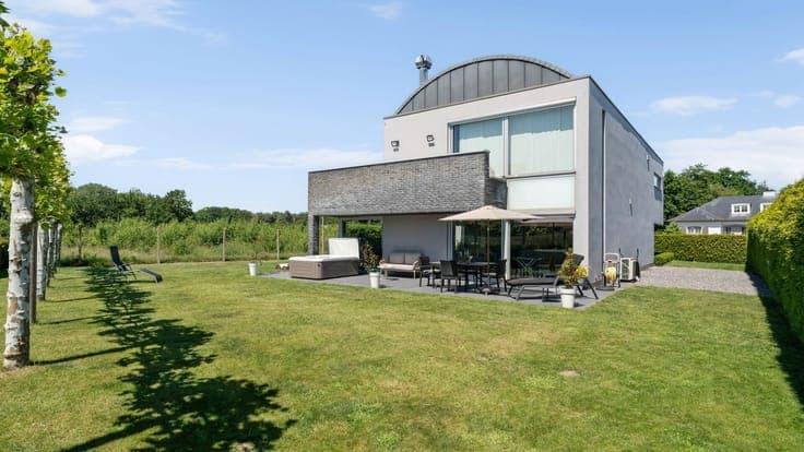 Exceptional design villa at the Herkenrode forest - exclusi