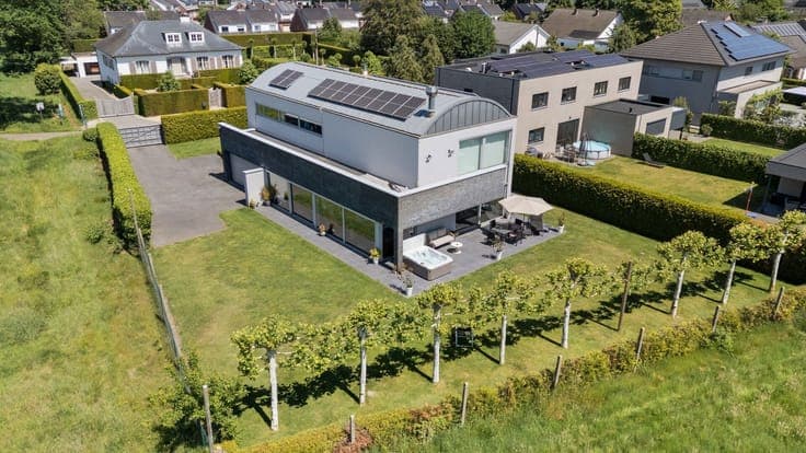 Exceptional design villa at the Herkenrode forest - exclusi