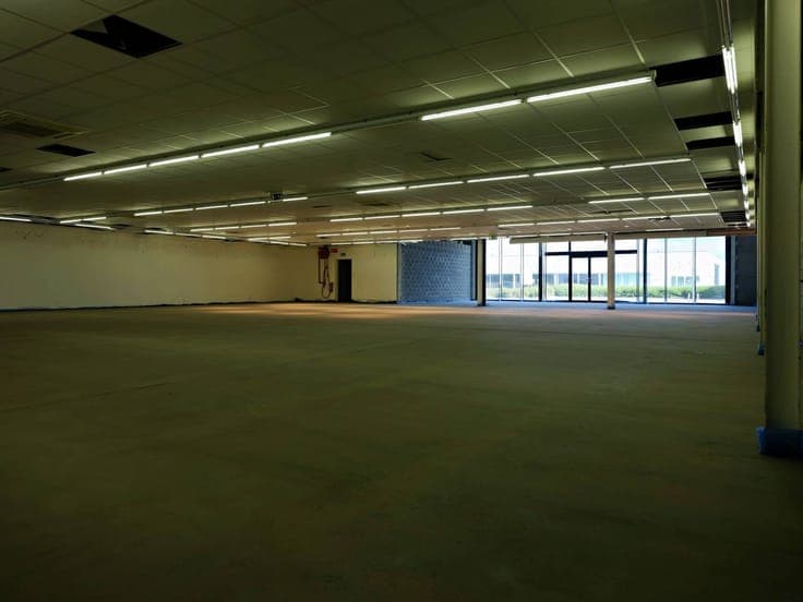 Centrally located job store in Middelkerke