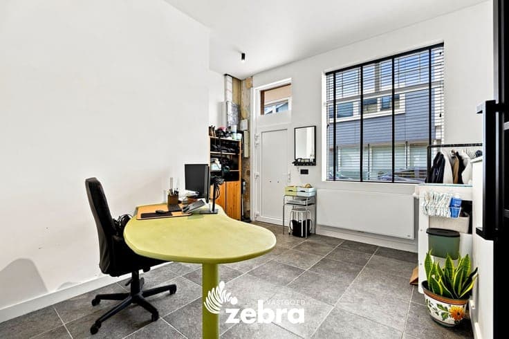 Gerenoveerde woning met stadskoer in centrum Tielt!