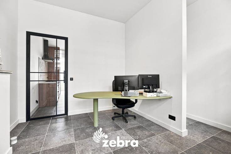 Gerenoveerde woning met stadskoer in centrum Tielt!