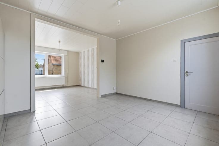 Character home with 4 bedrooms in Houtem