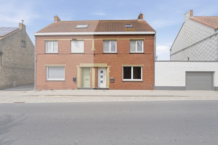 Character home with 4 bedrooms in Houtem