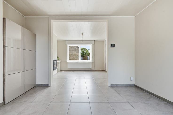 Character home with 4 bedrooms in Houtem