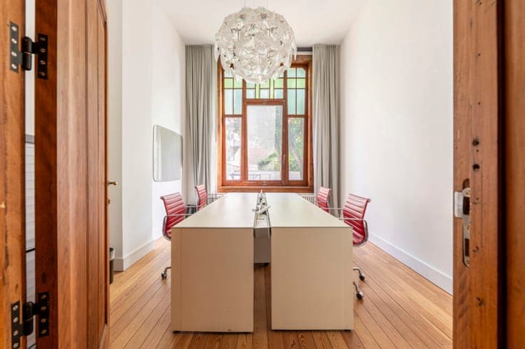 ANTWERP - Architectural, Art Nouveau, completely renovated!