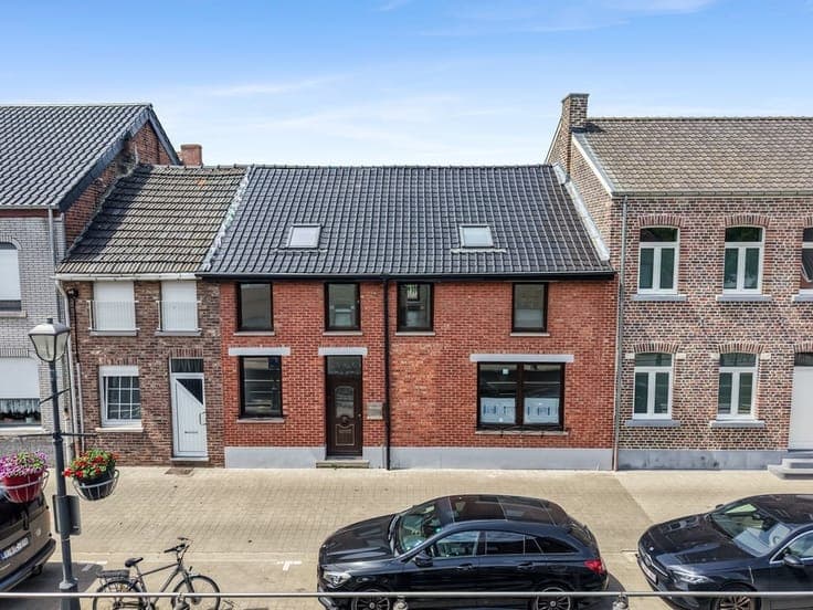 GERENOVEERDE WONING IN HET CENTRUM VAN ZOUTLEEUW