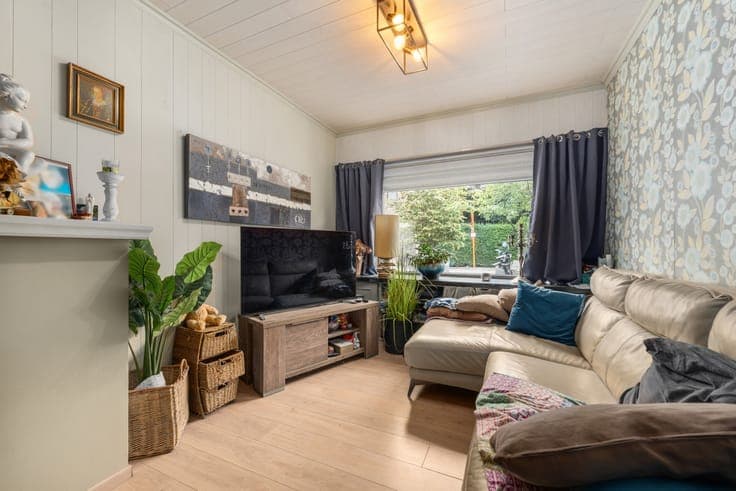 House with garden for renovation in Sint-Niklaas